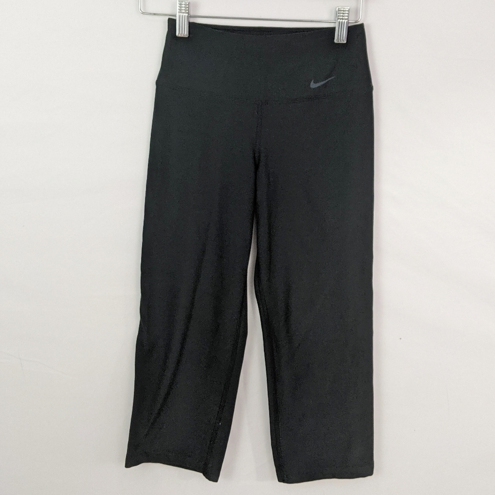 Nike XS Dri-Fit Capris